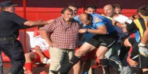 Un árbitro de la Primera argentina, golpeado en el fútbol regional
