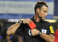 Clattenburg se olvidó las tarjetas en el vestuarios