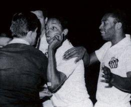 La historia de El Chato, el árbitro que expulsó a Pelé