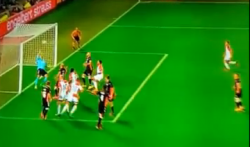 El increíble gol de saque de banda del Feyenoord