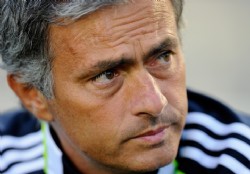 El árbitro que sólo puede hablar bien de Mourinho