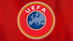La UEFA instaura un protocolo para los golpes en la cabeza