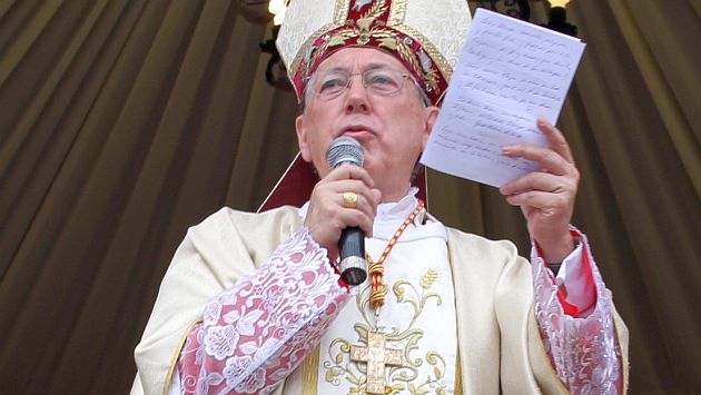 El cardenal de Perú llama “sinvergüenza” al árbitro Loustau