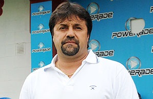 Laverni denuncia ante la justicia al entrenador de Argentinos Juniors