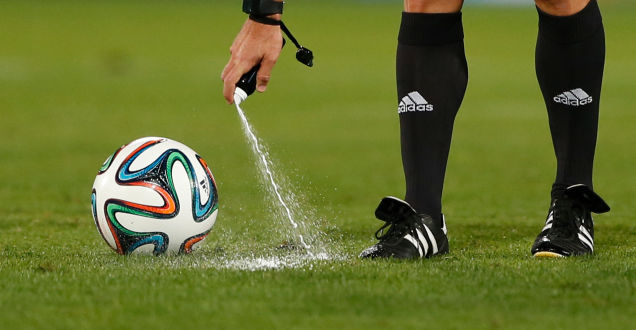 El spray supera los controles y llega por fin a la Bundesliga