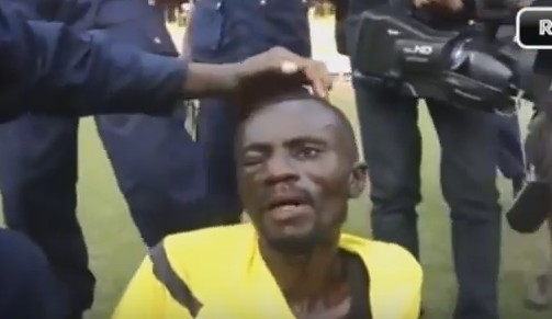 Las espeluznantes imágenes de un árbitro linchado en el Congo