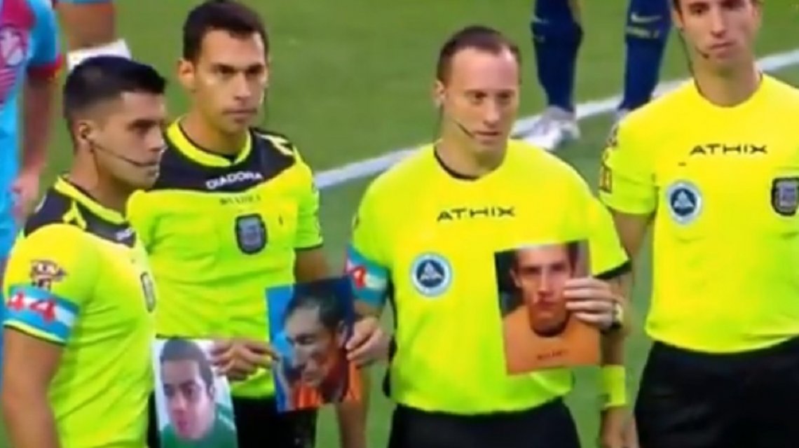Los árbitros argentinos homenajean a los compañeros agredidos y los ultras del O
