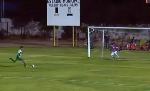 Un error técnico puede costarle la carrera a un árbitro chileno